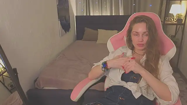 Vivien Star online show from January 17, 6:43 am