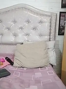 DanaMontana online show from April 21, 1:42 am