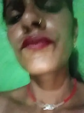 Maya Big55A online show from June 5, 11:00 pm