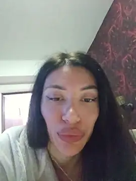 Leena C online show from June 16, 9:27 pm