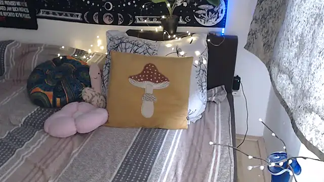 AlienforTwenty online show from March 23, 12:00 pm