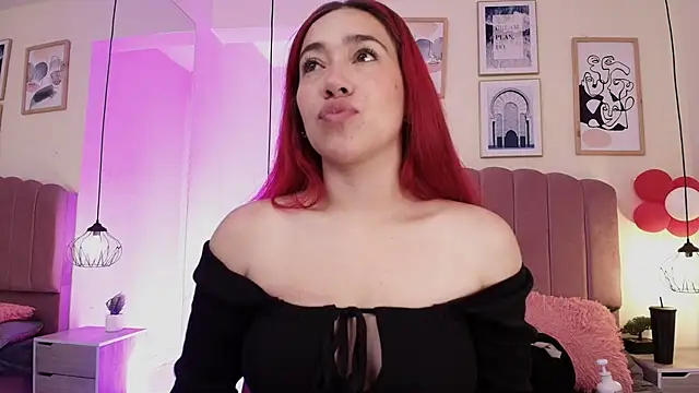 Celestee15  online show from April 11, 11:14 am