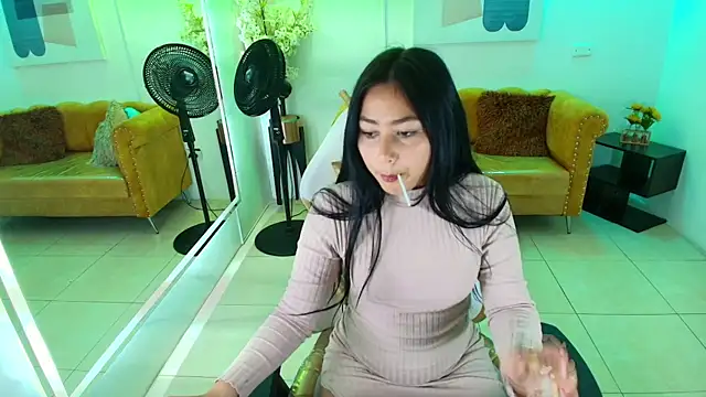 Carolina cherry online show from April 6, 12:50 pm