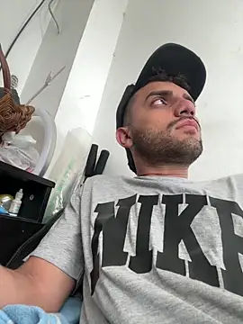 jamess 0 online show from February 25, 4:27 pm