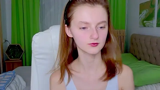 Miss Alisa  online show from February 26, 4:50 pm