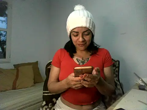 luluclark69 online show from August 3, 9:53 pm