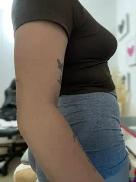 Zarahs Blare1 online show from April 30, 3:12 am