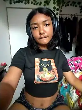 Luna 6 online show from January 10, 6:01 pm