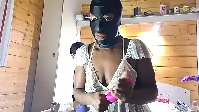 HairyEbonyCoupleliveporn online show from December 21, 10:46 pm