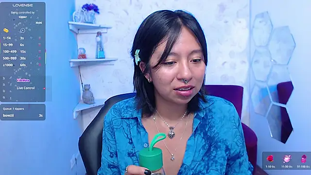 JainaAngel  online show from January 10, 1:43 am