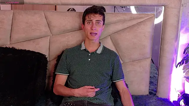 Ithan Skin online show from February 26, 11:53 am