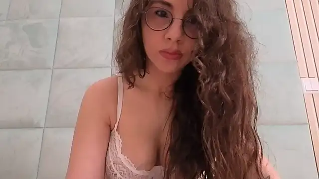 RosaDream online show from February 8, 11:14 am