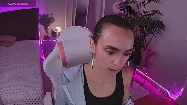 Dayana Foxy online show from December 17, 11:47 am