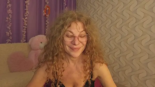 EvaTemptt online show from February 13, 3:57 pm