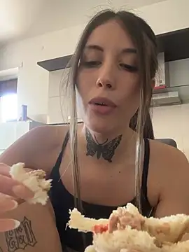 saphirafox online show from April 24, 2:53 pm