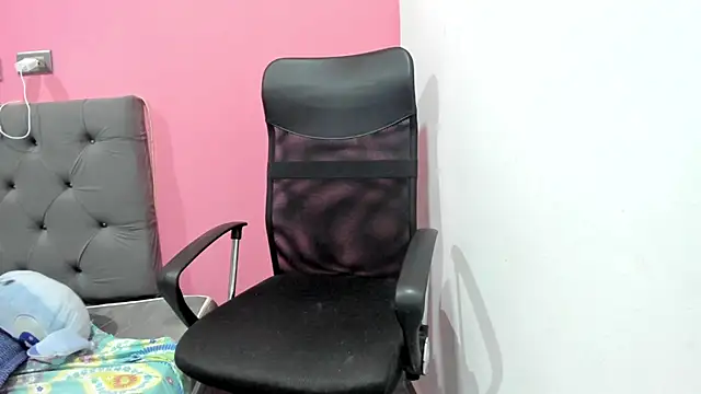 ariloe quintero online show from March 27, 1:01 pm