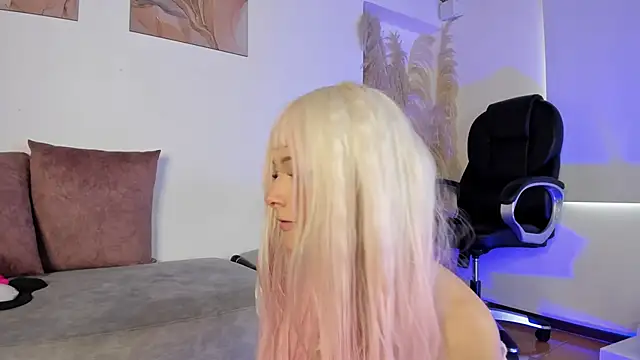 Amelie Wine online show from January 5, 5:38 pm