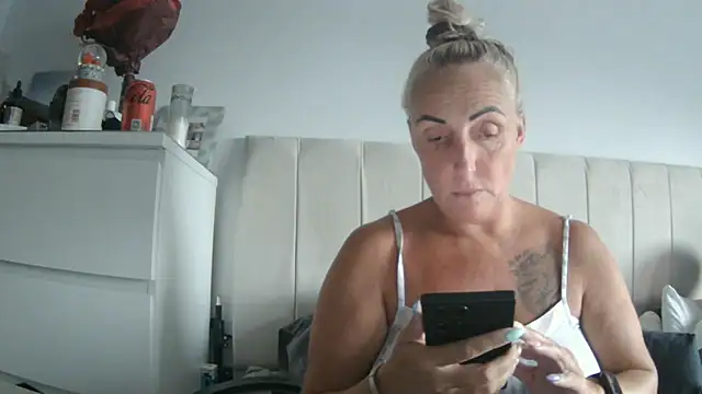 theblondecocklover online show from July 22, 8:10 pm