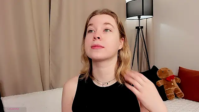 MilaBooobs online show from January 10, 12:43 pm