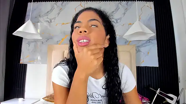 Carla evans  online show from January 9, 2:43 pm