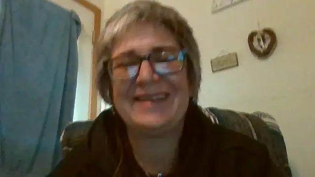 becky1111 online show from May 4, 10:35 pm