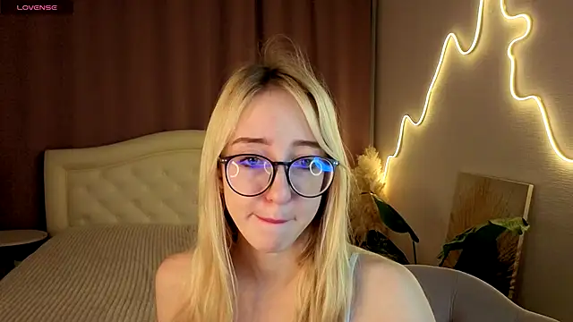 anora baby online show from December 22, 7:55 am