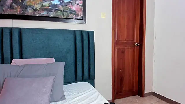 GahiaBelucci online show from March 27, 6:19 pm