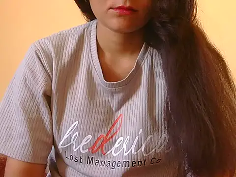 Parul Gulati online show from March 16, 8:40 am