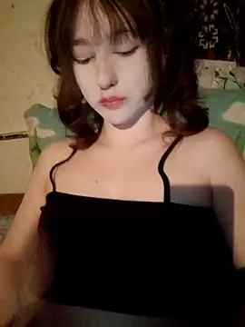 Yoonhee ki online show from April 18, 10:20 pm