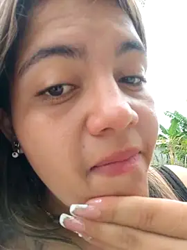 Ivy enjoy online show from April 11, 4:10 pm