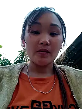 yula-bi online show from December 19, 9:01 am