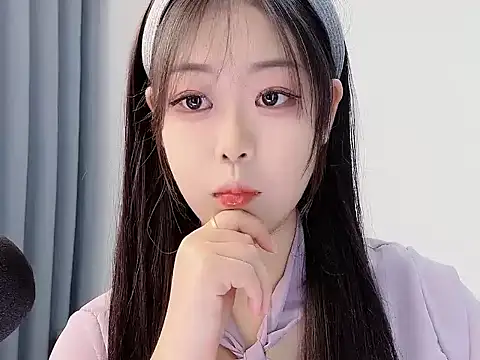 smalldaisy online show from January 7, 1:53 am