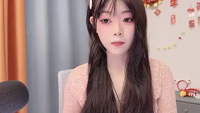 smalldaisy online show from March 4, 2:51 am