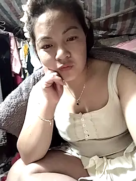 Lucky cutee online show from February 9, 4:20 pm