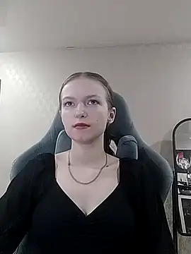 Yzi online show from December 23, 9:57 am