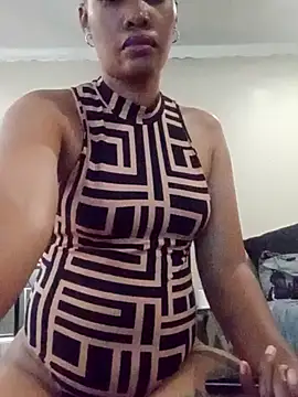 Misspage36 online show from January 17, 3:41 pm