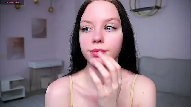 ElmiraShivley online show from February 22, 3:29 am