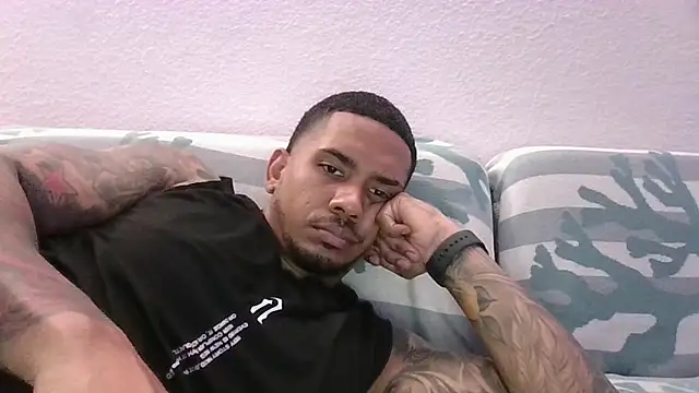 inkcouple1127 online show from January 15, 7:53 pm