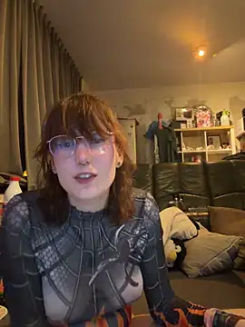 MisterandNiffyNoon online show from March 2, 9:42 pm