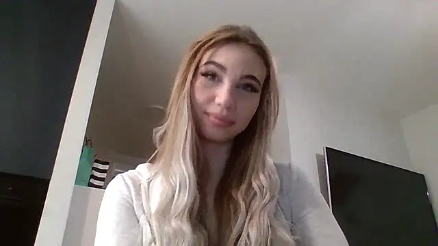 TeenLily online show from January 13, 8:46 pm