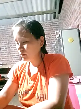 DIANAKUTE online show from March 2, 11:10 pm