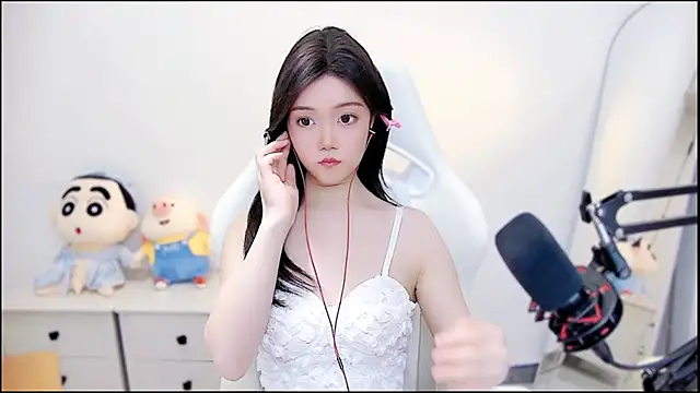 Cindy-dd online show from March 6, 12:22 pm