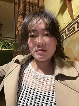 Molly-xiao online show from April 3, 1:42 pm