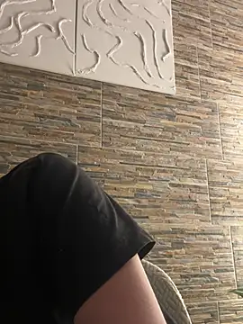 heizelll online show from May 19, 2:40 am