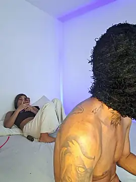  keylafisher  online show from January 10, 3:22 am