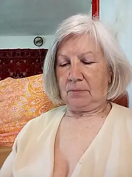 KlaudiaDarling online show from March 20, 8:30 am