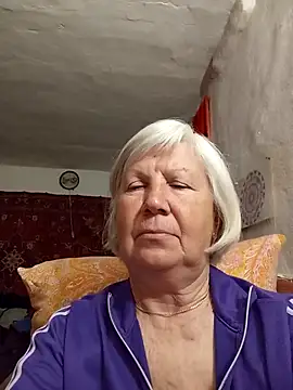 KlaudiaDarling online show from April 19, 6:21 pm