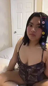 kuromixx444 online show from February 1, 1:10 pm