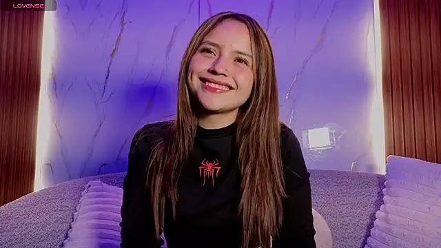 soleyevansvg online show from January 16, 11:39 am