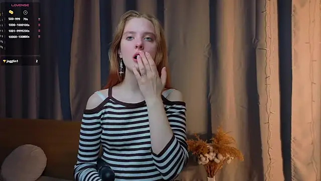 RennaHettes online show from April 18, 1:08 am